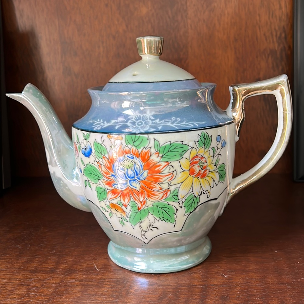 Vintage Japanese Lusterware teapot